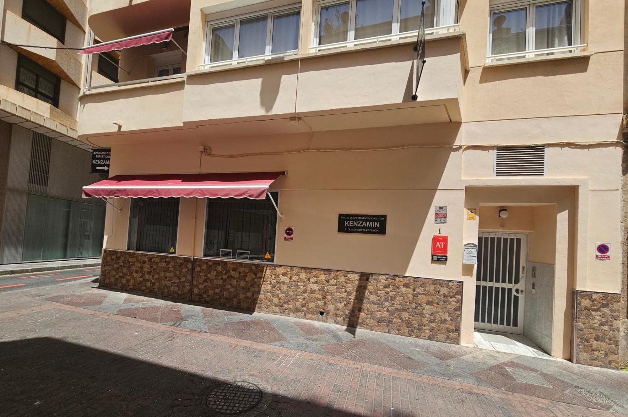 Apartamentos Turisticos Kenzamin Alicante Exterior foto